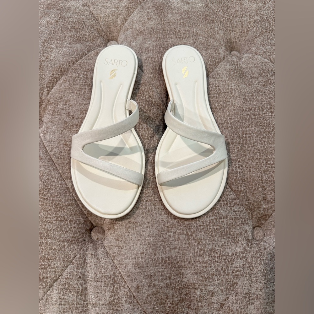 SARTO By Franco Sandals-NWOT White Flats
